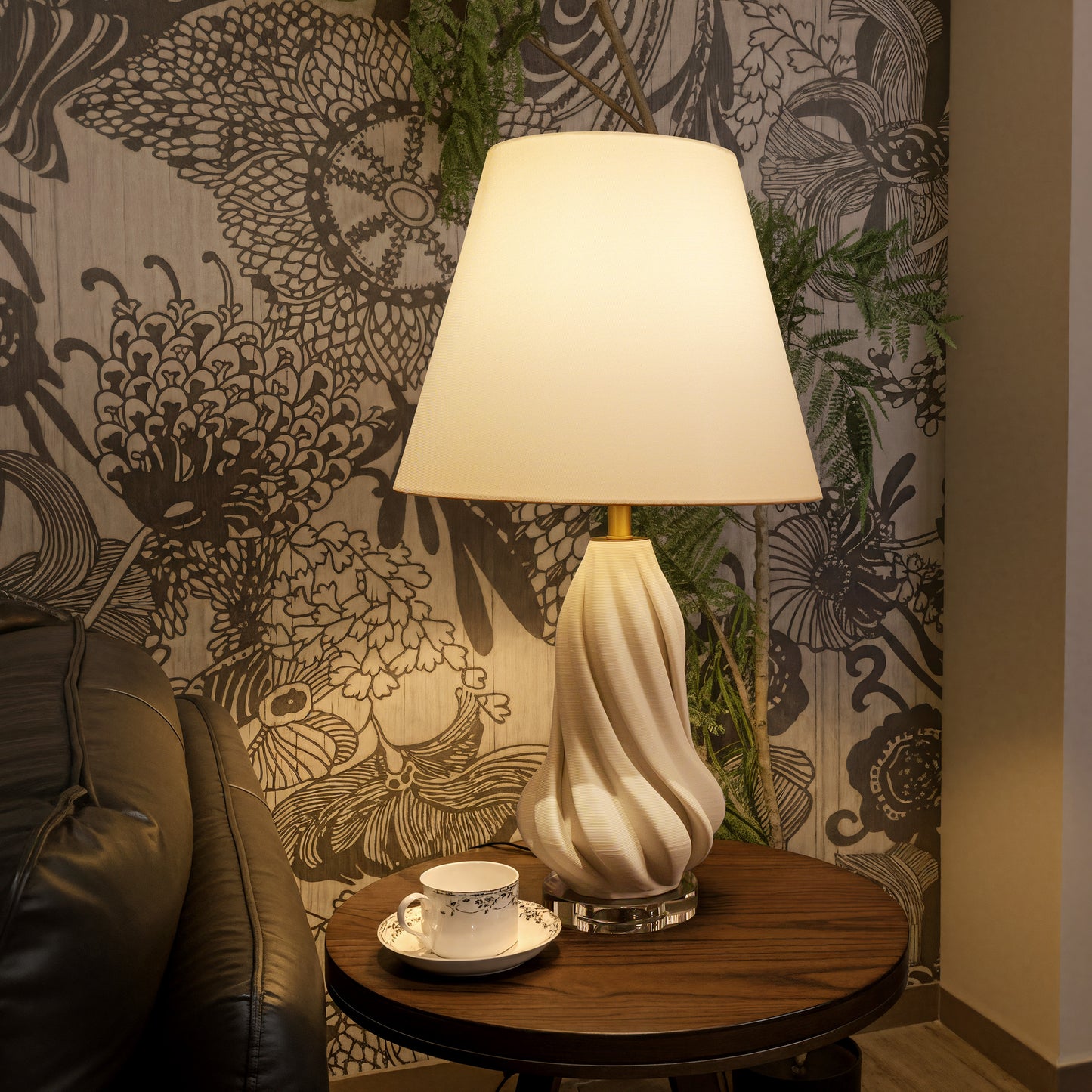 3D Pure White Ceramic Spiral Vase Table Lamp with Fabric Shade