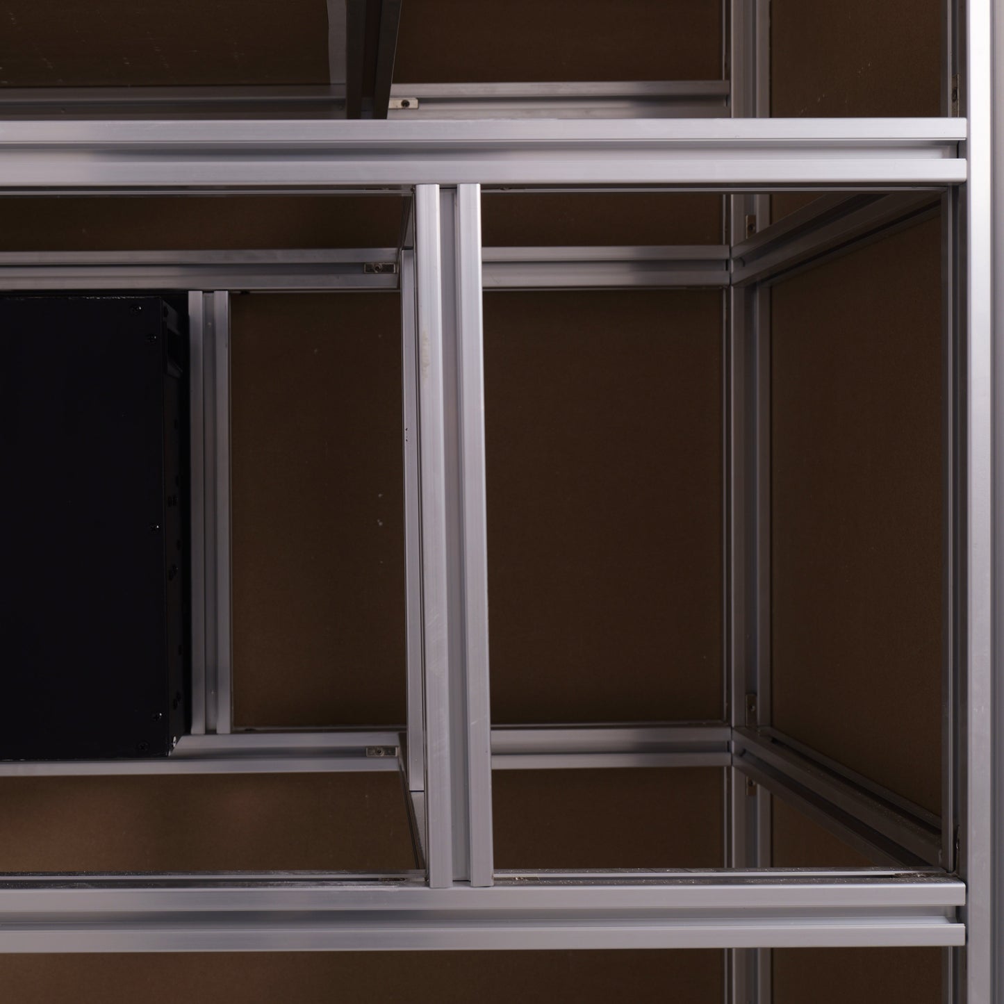 Easy-to-Install Aluminum Profile Media Wall Frame