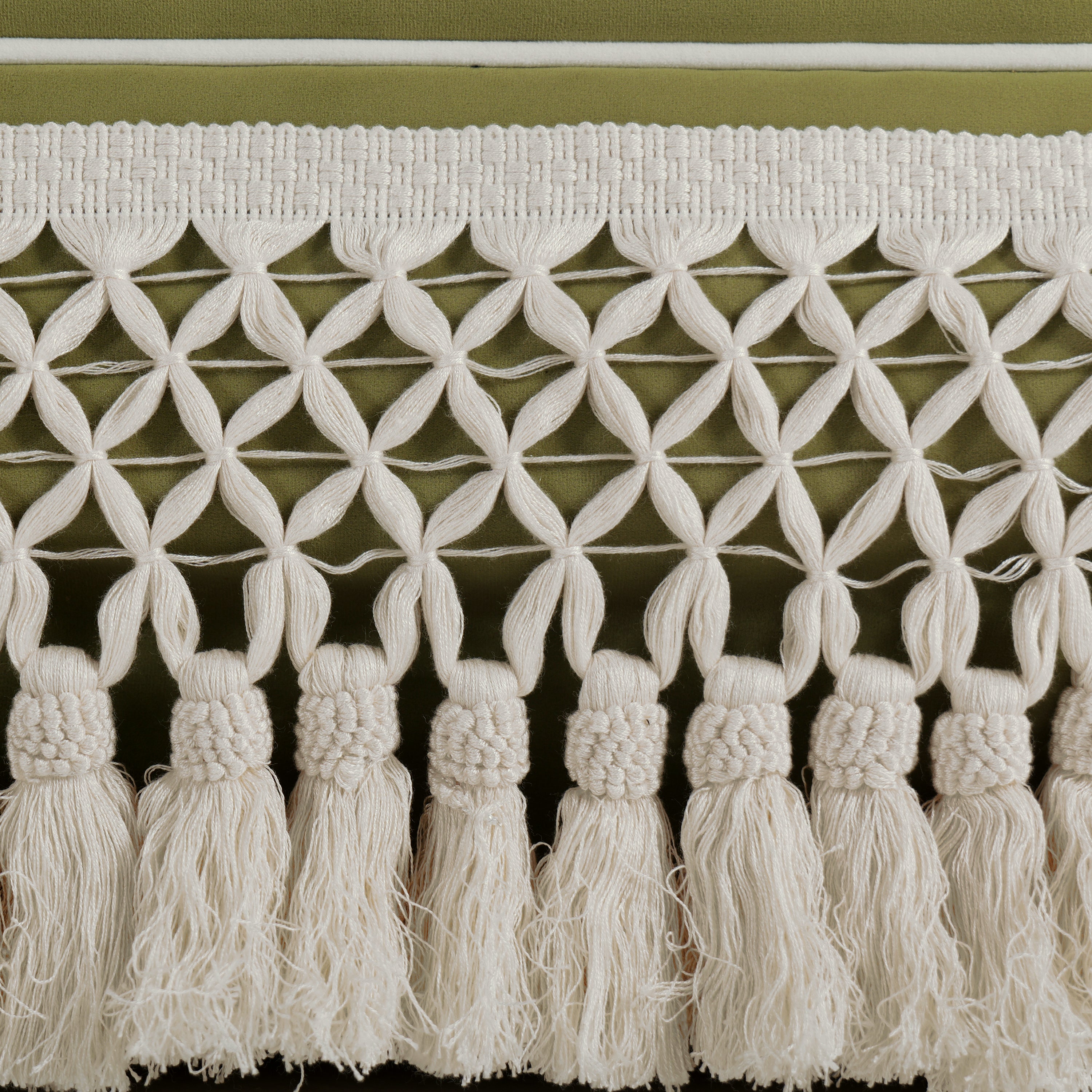 Country Fringe Skirt Sofa for Relaxed Home Living