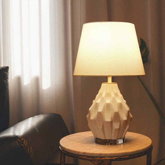 Lightsin 3D Pure White Polygonal Textured Ceramic Table Lamp with Fabric Shade Lightsin UK