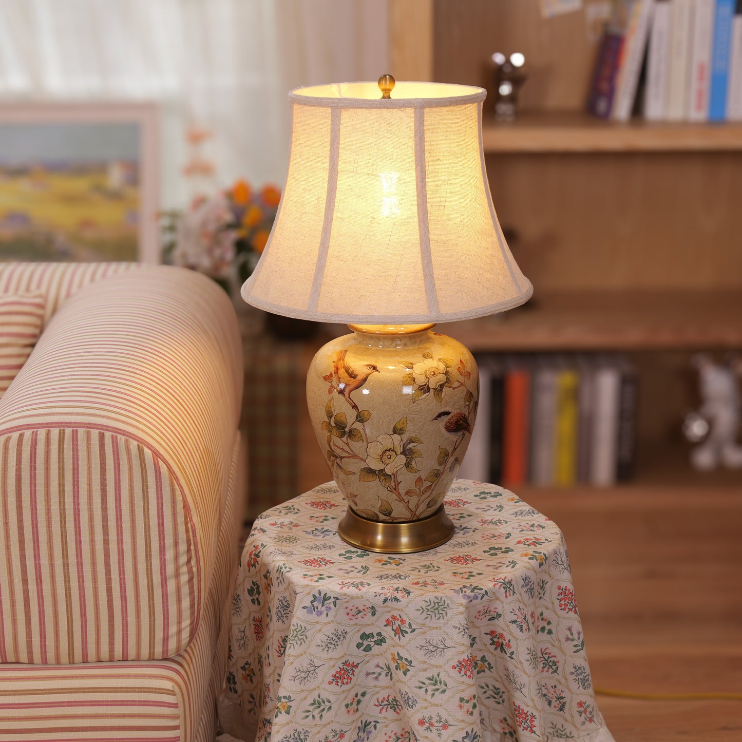 Vintage Ceramic Bird-Pattern Table Lamp with Fabric Shade