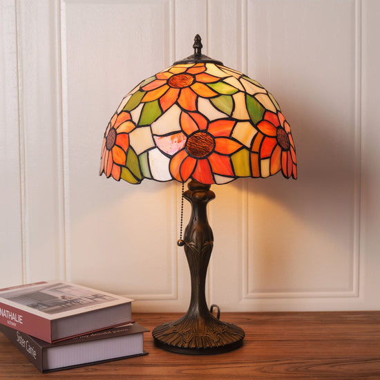 Living Nest UK Tiffany Table Lamp | Handcrafted Stained Glass Floral Petals Series White and Green Living Nest UK