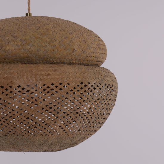 Living Nest UK Handwoven Natural Bulrush Pendant Light with Pot Lid-Inspired Design Living Nest UK