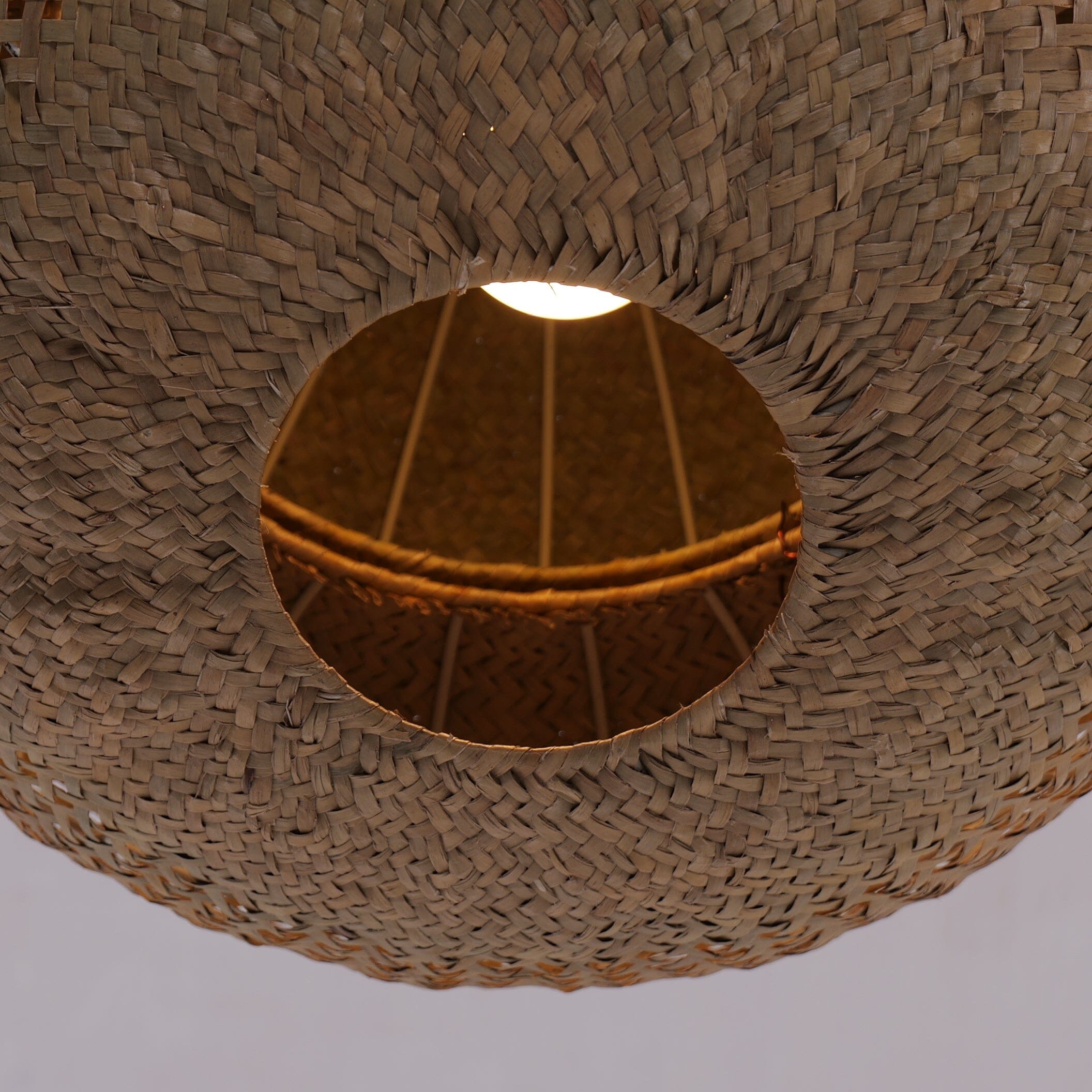 Living Nest UK Handwoven Natural Bulrush Pendant Light with Pot Lid-Inspired Design Living Nest UK