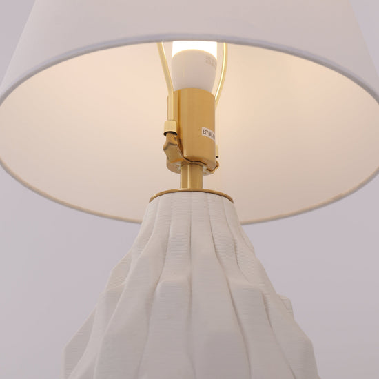 Lightsin 3D Pure White Polygonal Textured Ceramic Table Lamp with Fabric Shade Lightsin UK