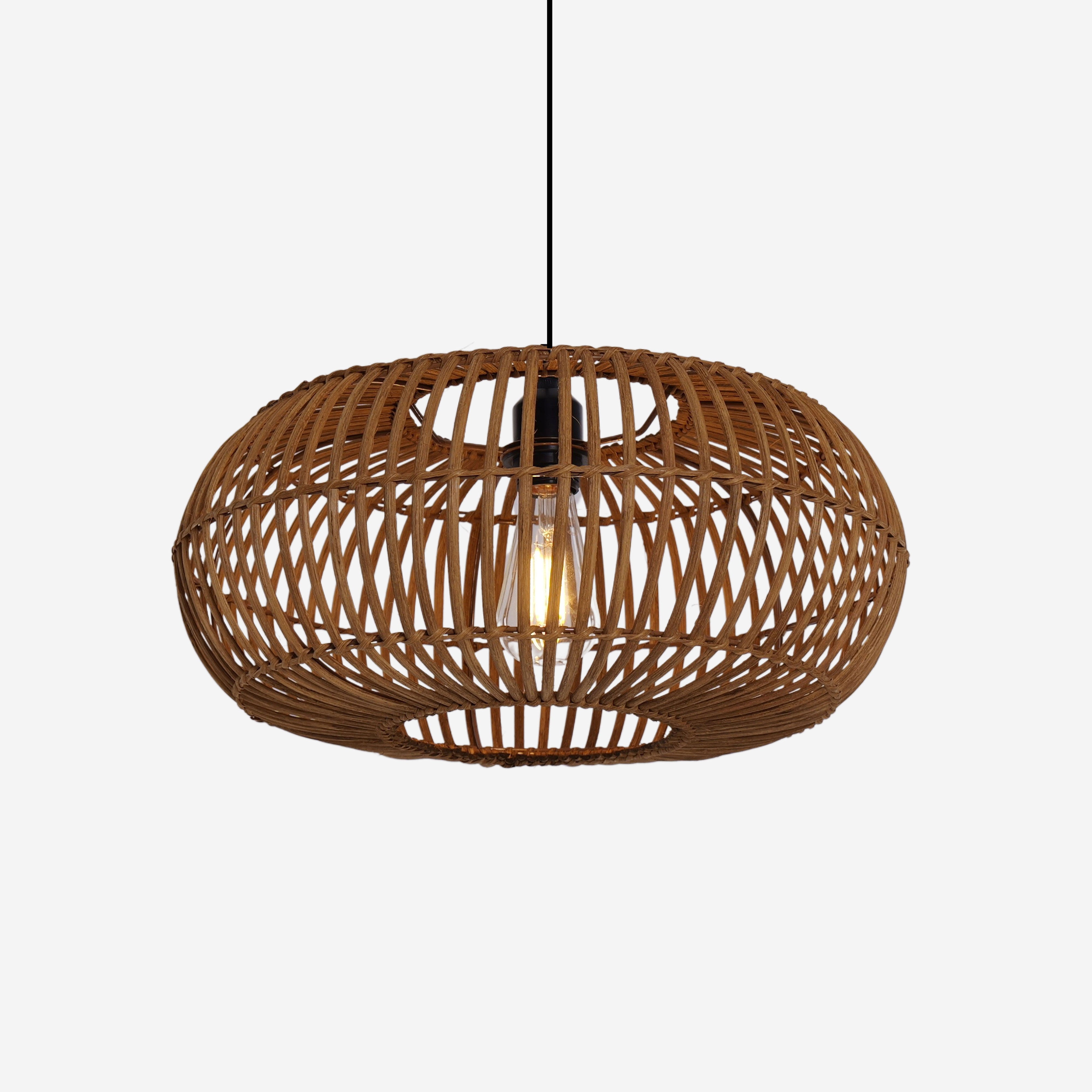 Natural Bamboo Woven Round Pendant Light for Warm Interiors